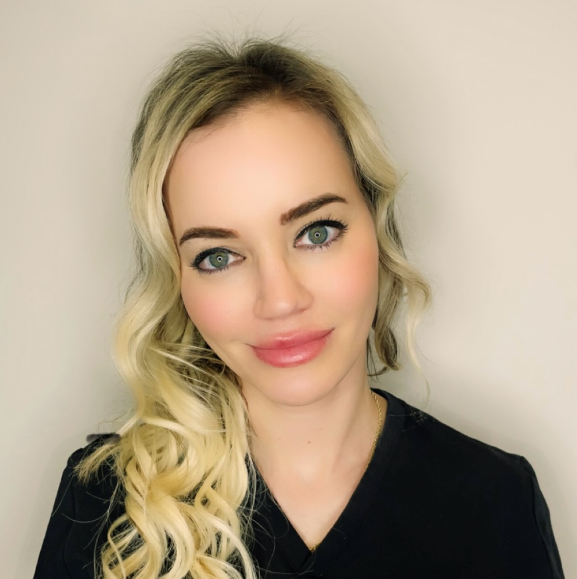 Kat Torbick Illinois, Death-Obituary: Fox River MedSpa Beloved Member Died Of Domestic Violence